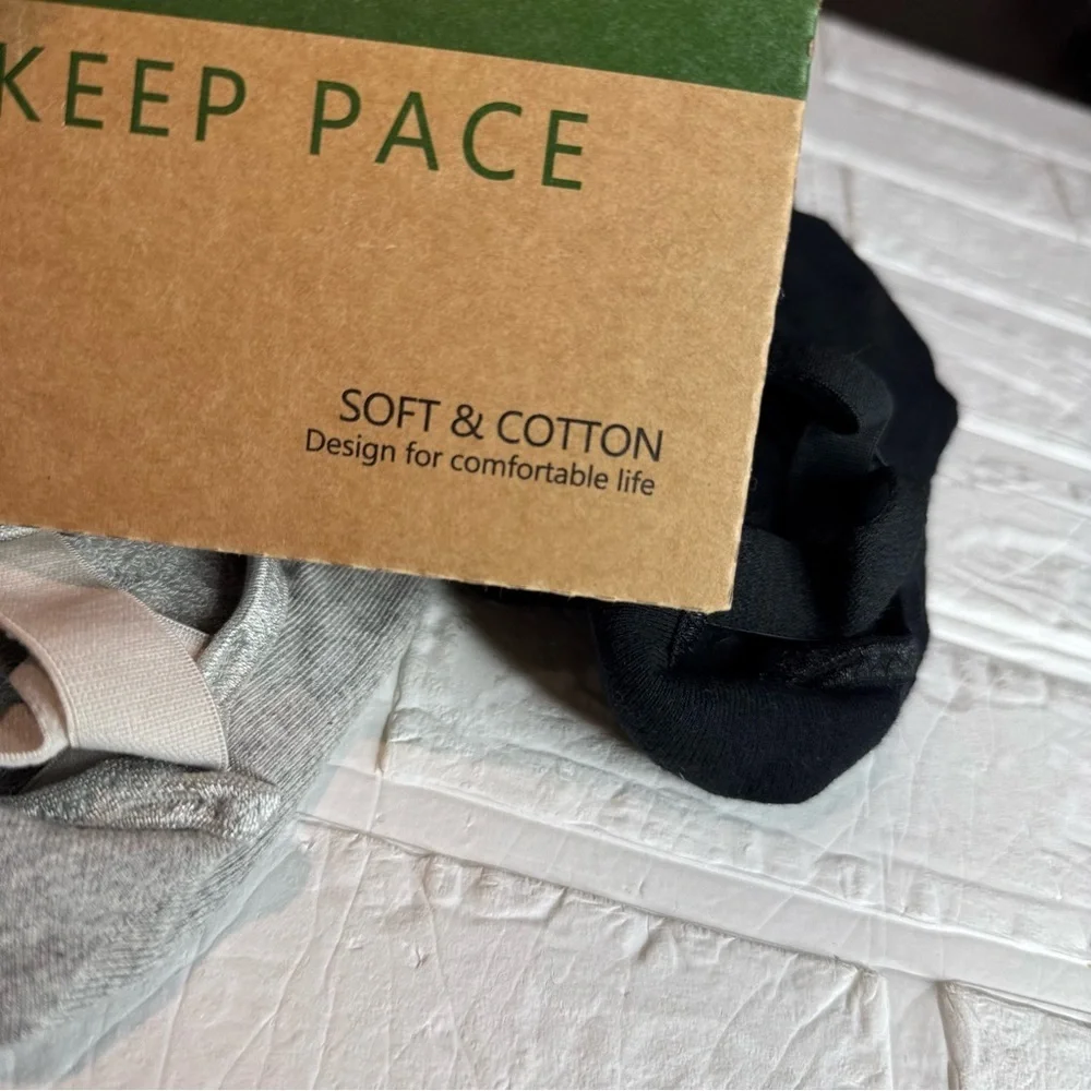 New Yoga Grip Socks 2 Pair